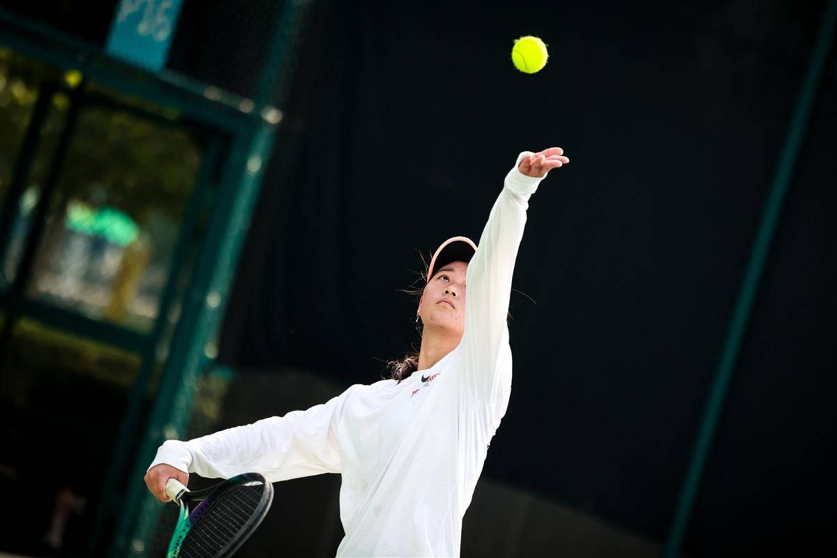 中都表现出 中都表现出