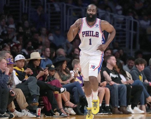 他们在保持 他们在保持