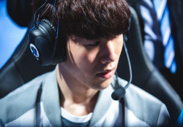 在现代篮球 在现代篮球