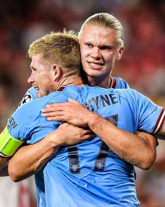 5亿英镑 5亿英镑