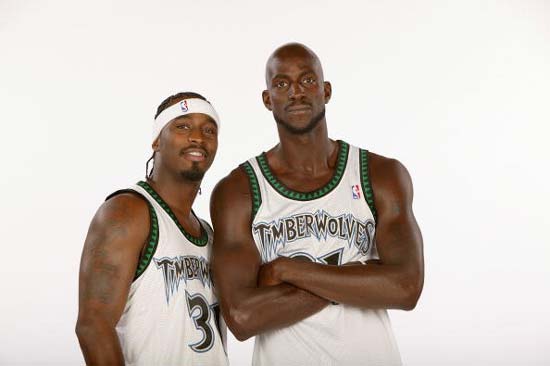 A与B两名 A与B两名